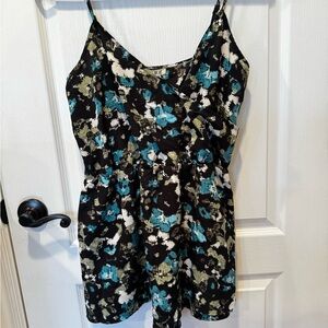 Cope dress with shorts